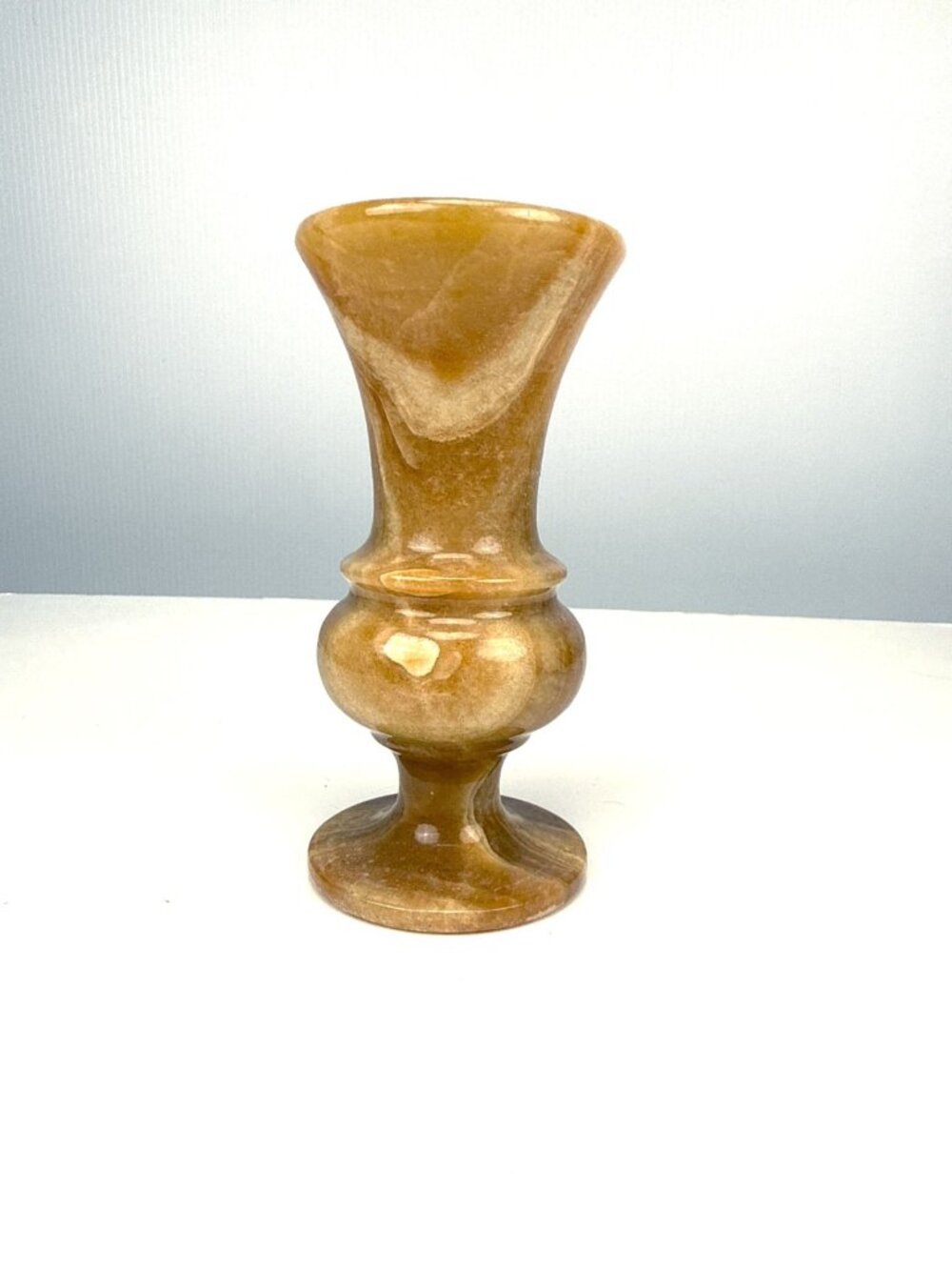 Vintage Honey Onyx Marble Banded Calcite Stone Bud Vase‎